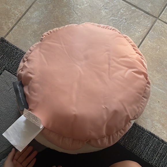 Really good condition ; Looks like brand new . - Picture 3 of 3